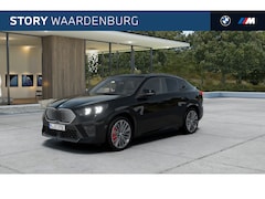 BMW iX2 - eDrive20 M Sport / Panoramadak / Trekhaak / Sportstoelen / M Adaptief onderstel / Comfort