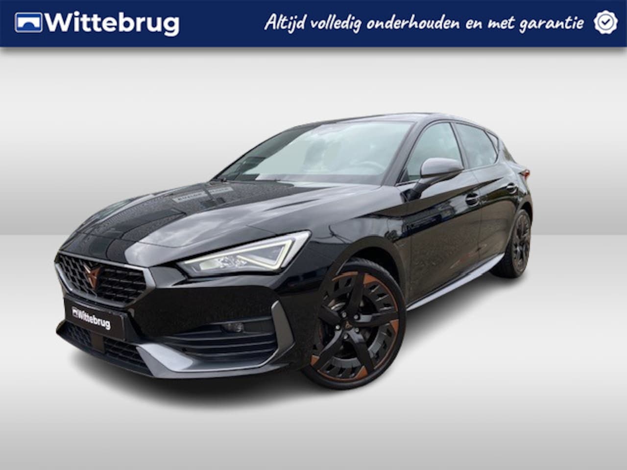 CUPRA Leon - 1.4 e-Hybrid VZ Black Edition / Lederen Bekleding / Memory Seat / 19" LMV /  Verwarmbare s - AutoWereld.nl