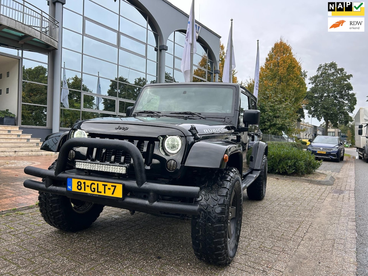 Jeep Wrangler Unlimited - 2.8 CRD Rubicon aut cabrio 4 deurs leer - AutoWereld.nl
