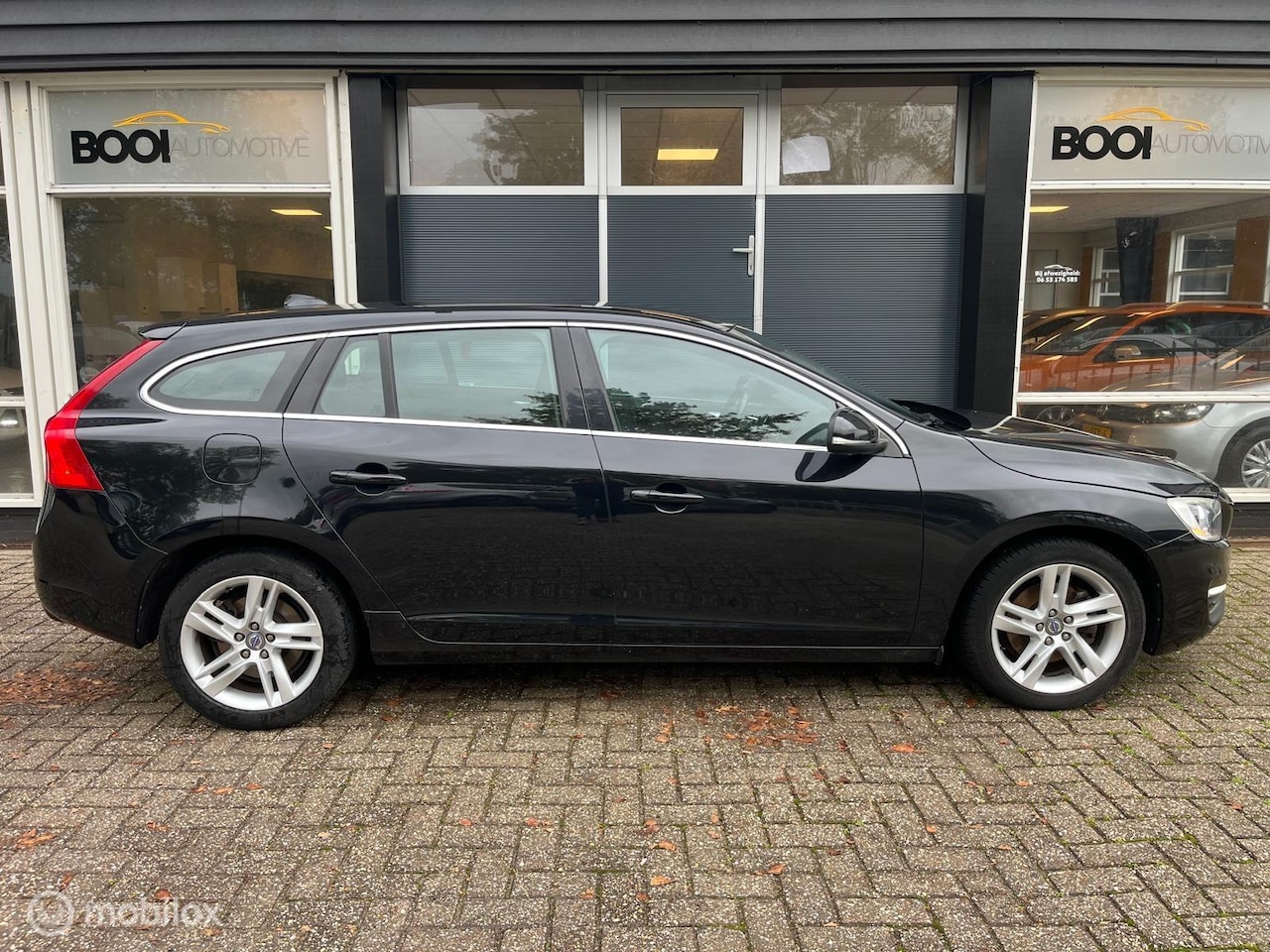 Volvo V60 - 1.6 D2 Summum 1.6 D2 Summum - AutoWereld.nl