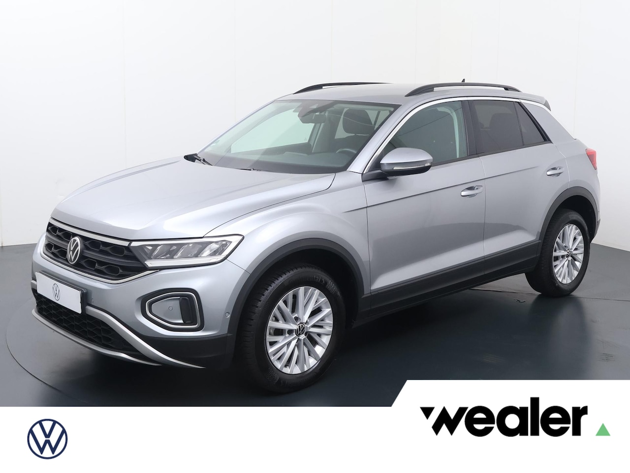 Volkswagen T-Roc - 1.0 TSI Life | | 110 PK | Adaptive Cruise Control | Parkeersensoren | Apple CarPlay/ Andro - AutoWereld.nl