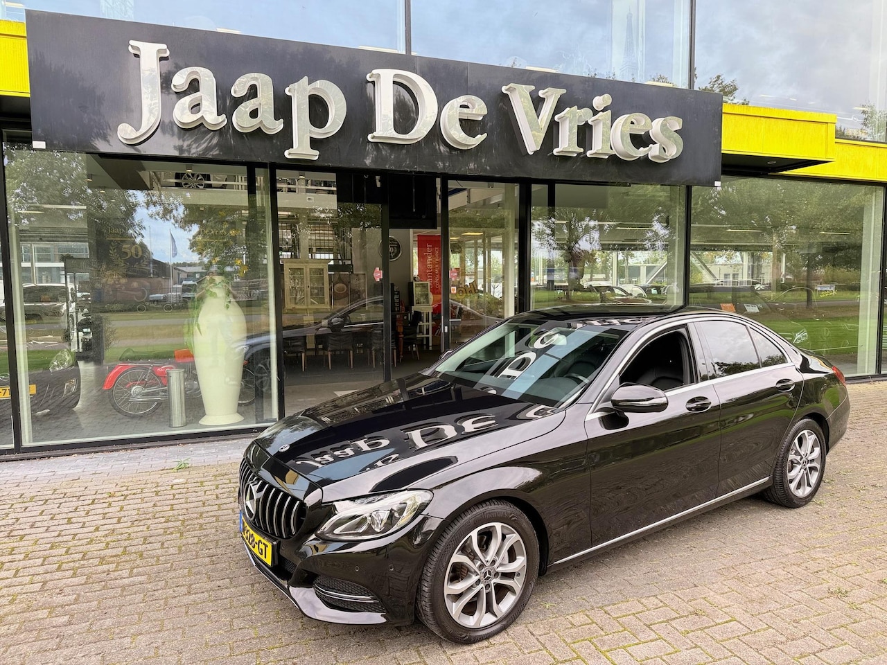Mercedes-Benz C-klasse - 180 Premium Plus 180 Premium Plus - AutoWereld.nl