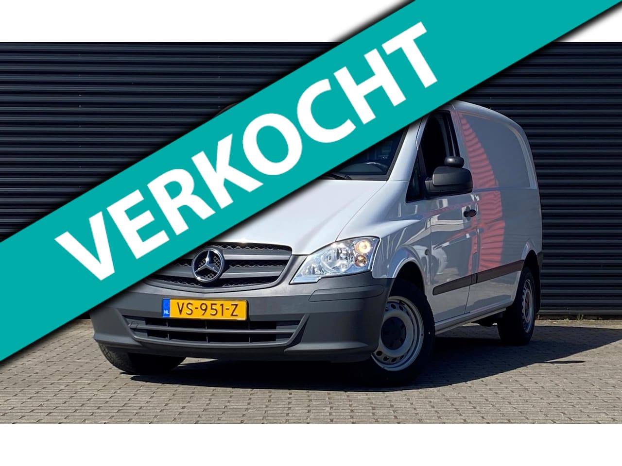 Mercedes-Benz Vito - 116 CDI 320 Lang | Automaat | Airconditioning | Navigatie | 3 zitplaatsen | Schuifdeur rec - AutoWereld.nl