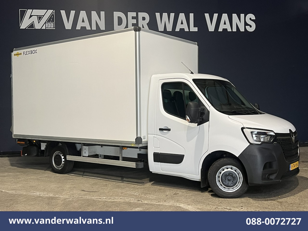 Renault Master - 2.3dCi 146pk Bakwagen Laadklep Euro6 Airco | LED Bijrijdersbank, 20.5m3 KUUB - AutoWereld.nl
