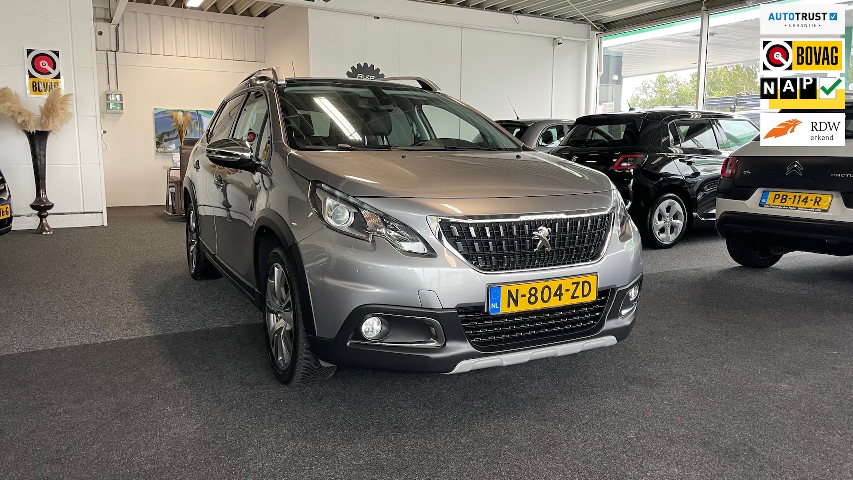 Peugeot 2008 - 1.2 PureTech Crossway, Automaat, Nav, Cruise, Climate, Camera, Panoramadak, Lichtmetaal. - AutoWereld.nl