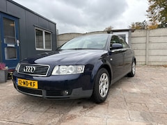 Audi A4 Limousine - 1.6 Pro Line