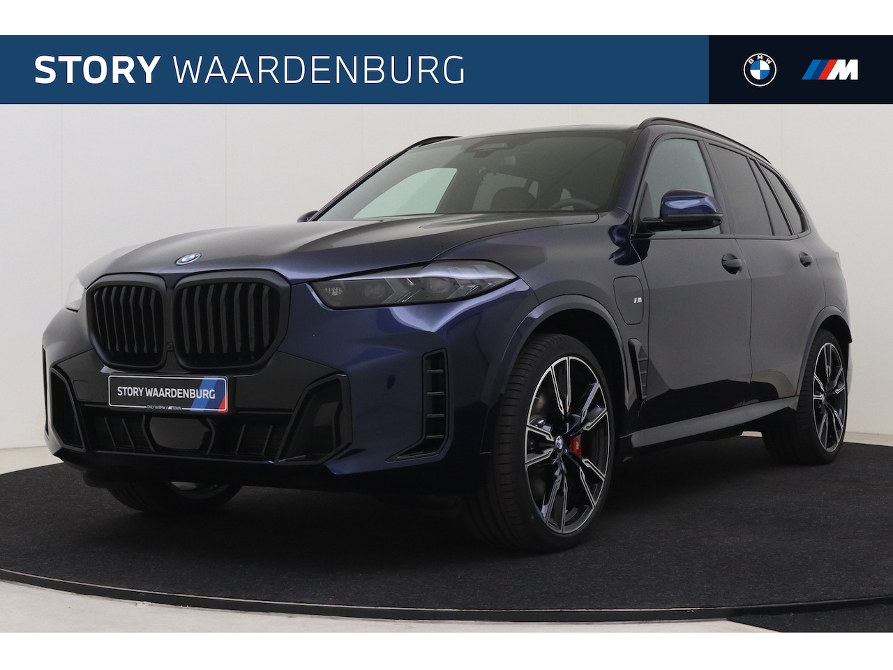 BMW X5 - xDrive50e High Executive M Sport Automaat / Panoramadak Sky Lounge / Trekhaak / Massagefun - AutoWereld.nl
