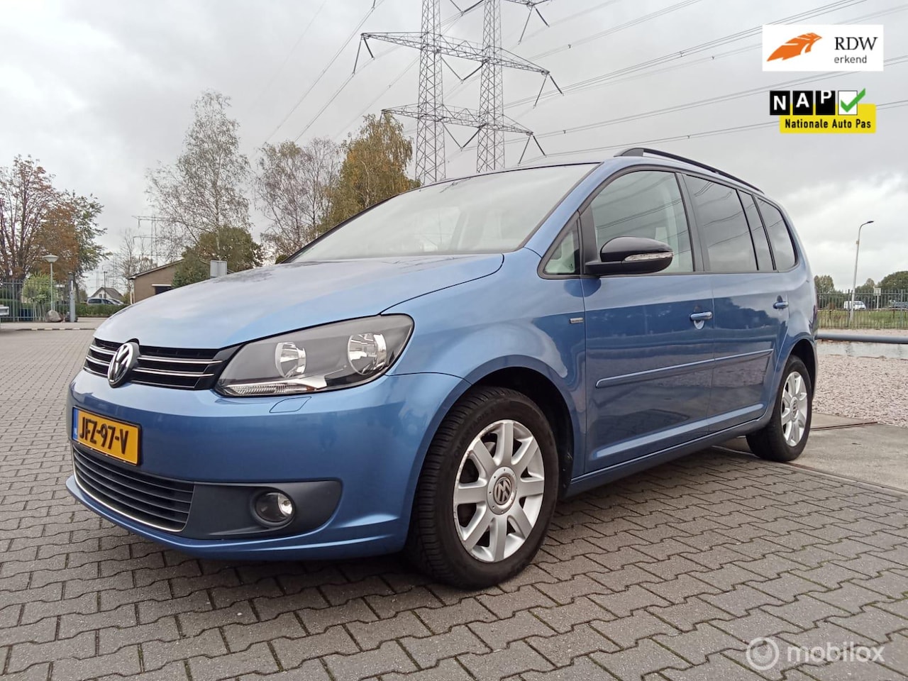 Volkswagen Touran - 1.2 TSI Highline BlueMotion 7p. 1.2 TSI Highline BlueMotion 7p. - AutoWereld.nl
