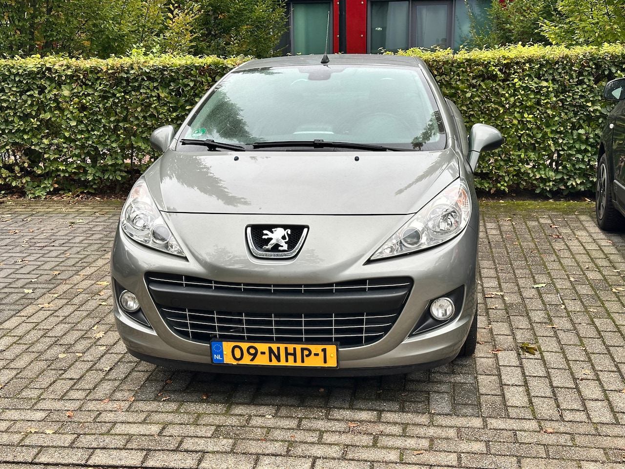 Peugeot 207 CC - 1.6-16V T Sport Turbo 150HP | Onderhouden | Stoelverwarming | Navi | Cruise | Parkeersensor - AutoWereld.nl
