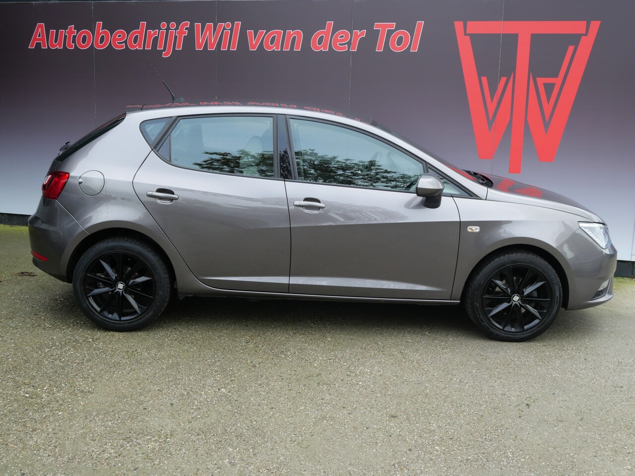SEAT Ibiza - 1.2 TSI DYNAMIC | XENON | NAVIGATIE | CRUISE | CLIMA | 1e EIG | 4-CILINDER!! - AutoWereld.nl