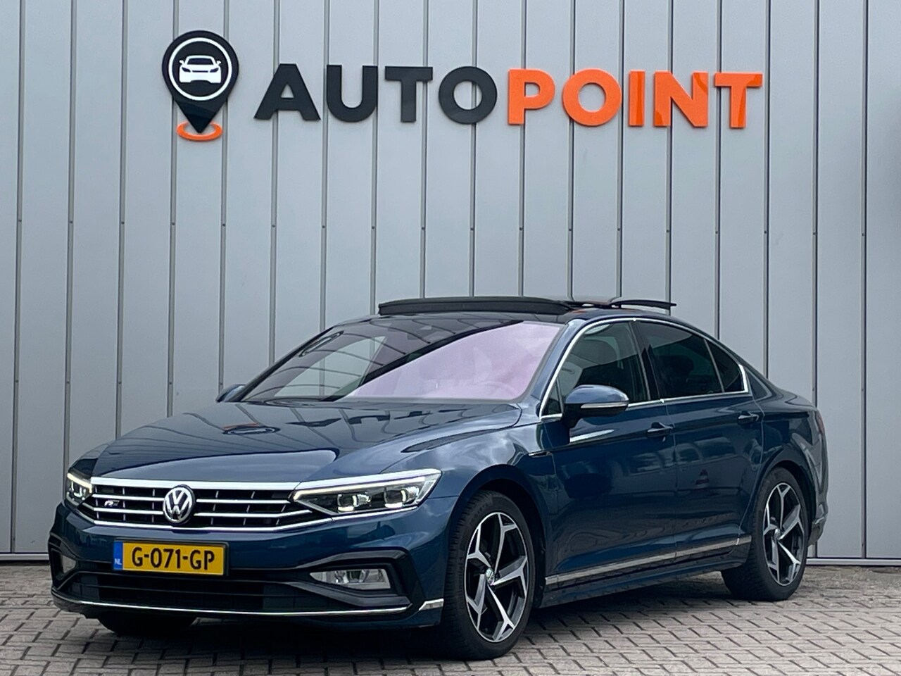 Volkswagen Passat - 1.5 TSI Elegance Business-R ORG NL|DSG|DEALEROND|PANO|TREKHAAK|CAMERA|STOEL+STUURVRM|ADAPT - AutoWereld.nl