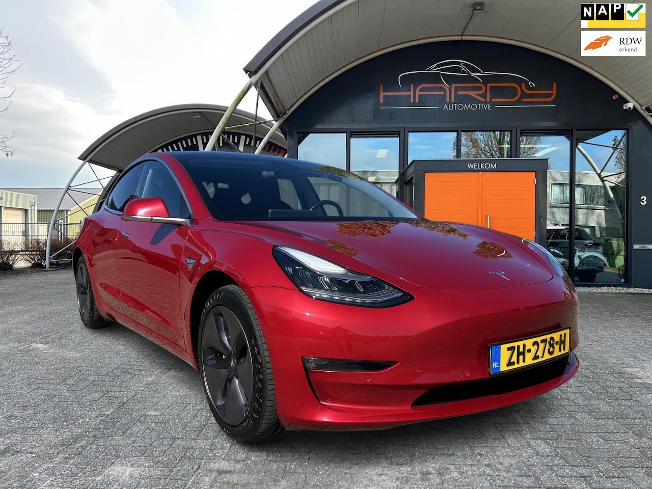 Tesla Model 3 - Long Range RWD Long Range AWD 75 kWh Rijklaarprijs! - AutoWereld.nl