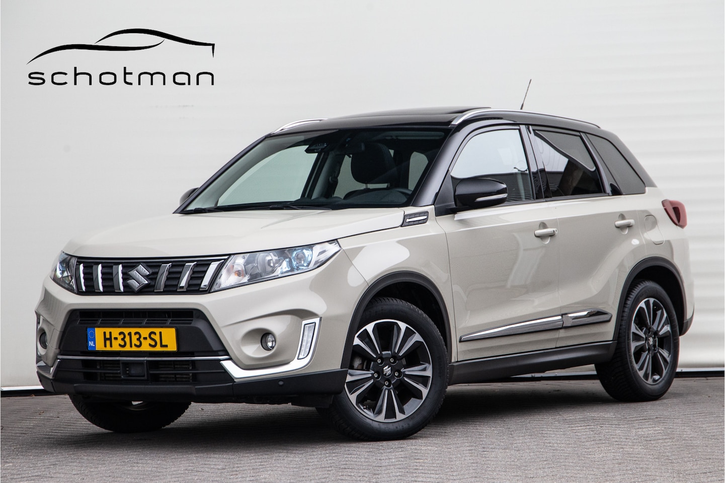 Suzuki Vitara - 1.0 Boosterjet Stijl 1.0 Boosterjet Stijl, Navi, Panorama, Trekhaak, 2020 - AutoWereld.nl