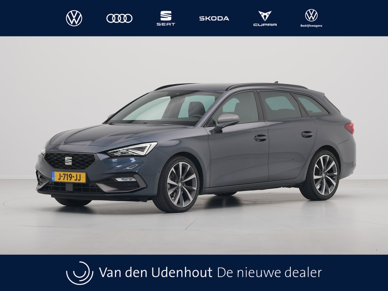 SEAT Leon Sportstourer - 1.5 TSI FR Launch Edition Navigatie Sideassist Stoelverwarming Parkassist Carplay 245 - AutoWereld.nl