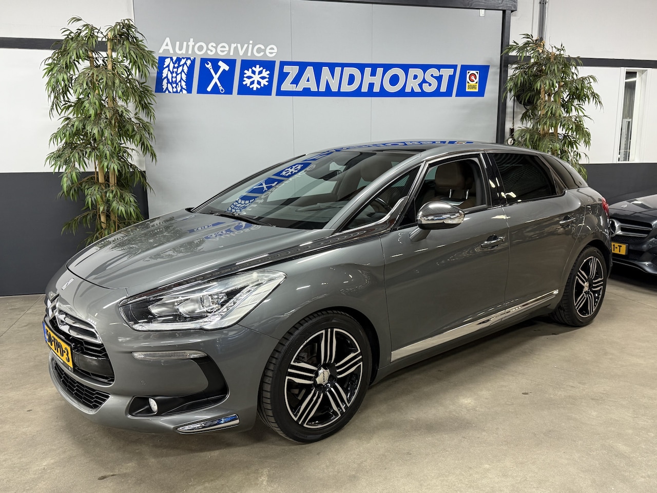 Citroën DS5 - 1.6 THP So Chic 1.6 THP So Chic - AutoWereld.nl