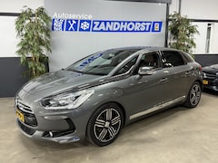 Citroën DS5 - 1.6 THP So Chic // Leer // massage stoelen