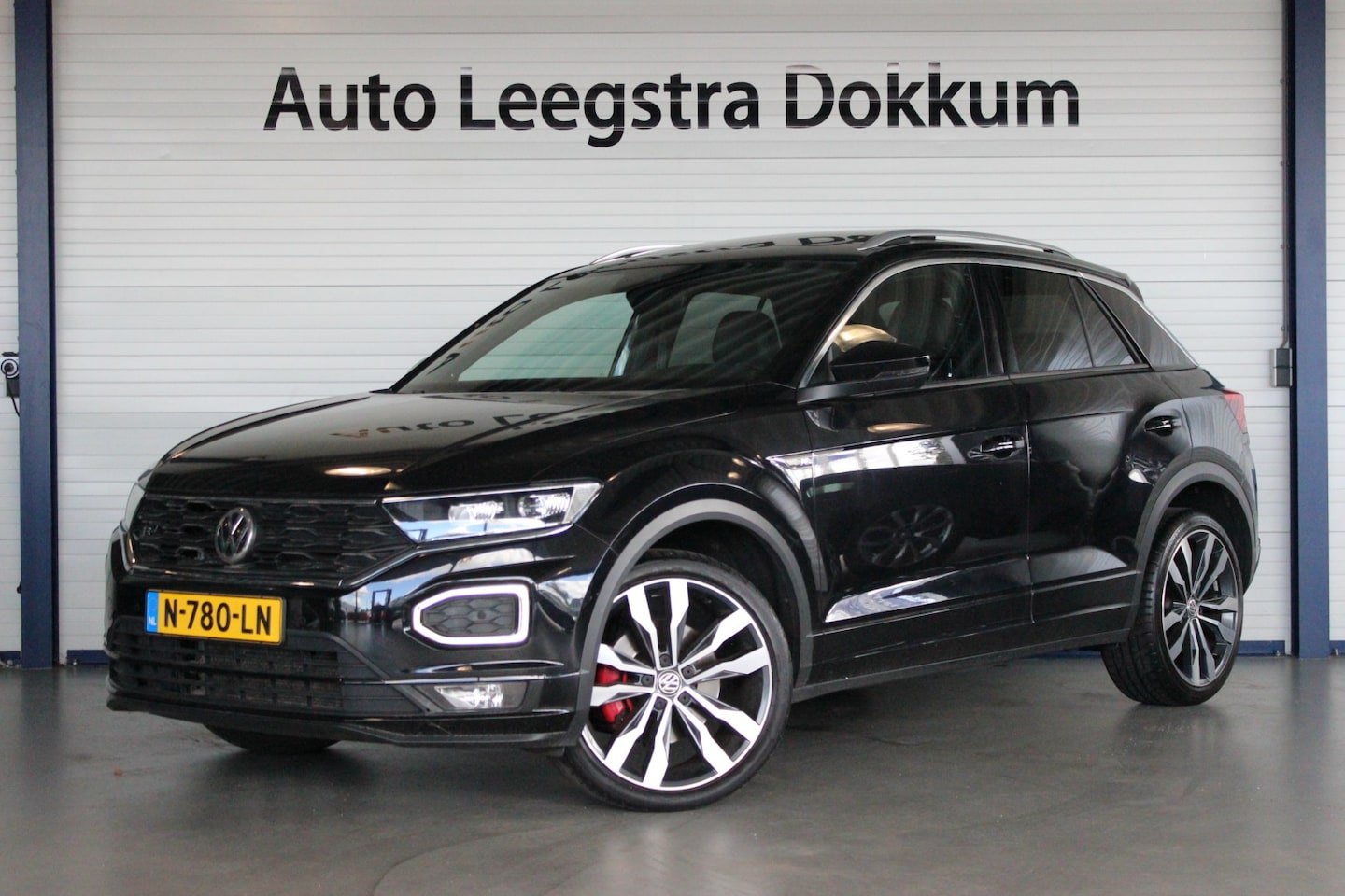 Volkswagen T-Roc - 1.5 TSI R-Line Pano | Beats | Adapt. Cruise | Stoelverw. | Carplay | Side Assist | Navi | - AutoWereld.nl