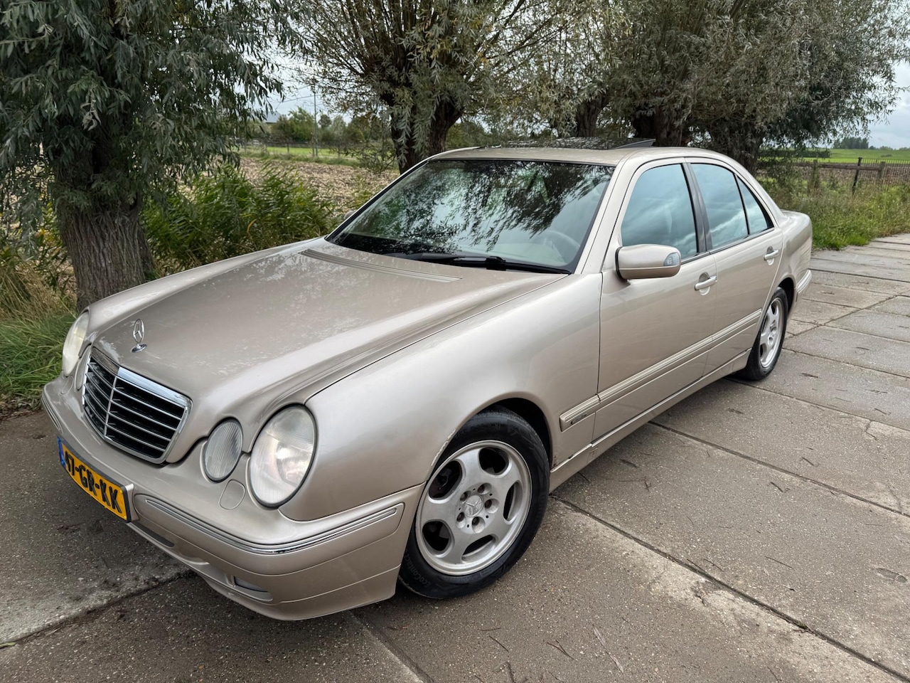 Mercedes-Benz E-klasse - 320 CDI Avantgarde 2001 197PK LUXE/NWAPK/CLIMA/CRUISE/STOELVERW/DAK/NAP - AutoWereld.nl