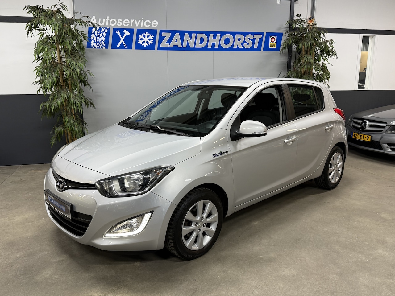 Hyundai i20 - 1.2i i-Deal 1.2i i-Deal - AutoWereld.nl