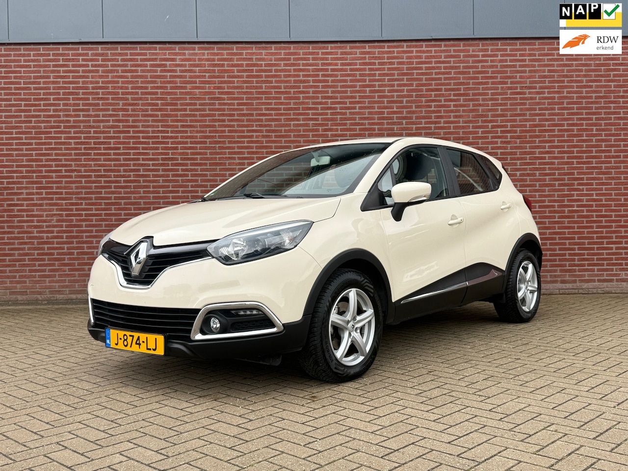 Renault Captur - 1.2 TCe Expression / Automaat / Airco / Cruise / Trekhaak - AutoWereld.nl