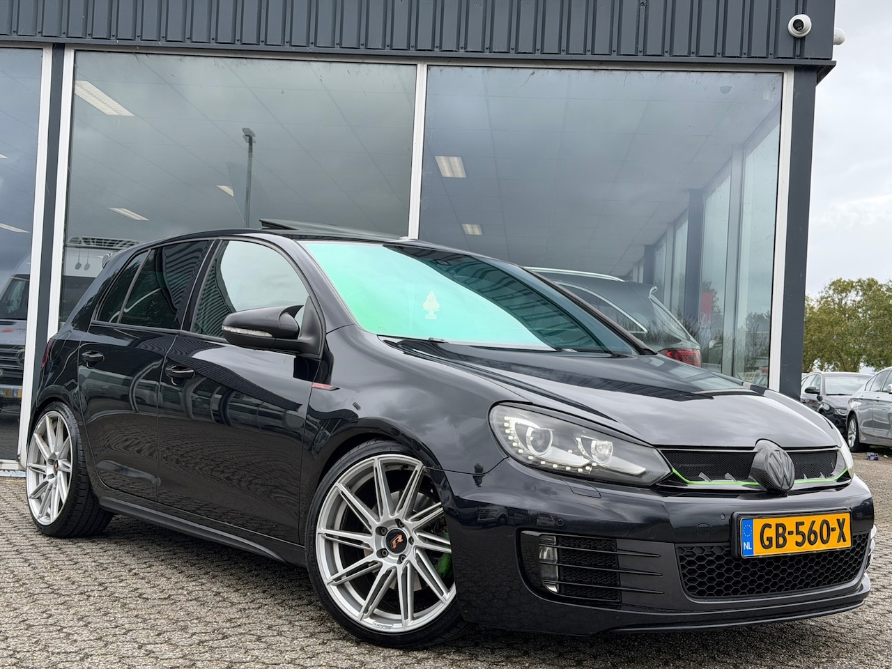 Volkswagen Golf - 2.0 GTI DSG/PANO/STAGE 3 BOMVOL OPTIES! - AutoWereld.nl