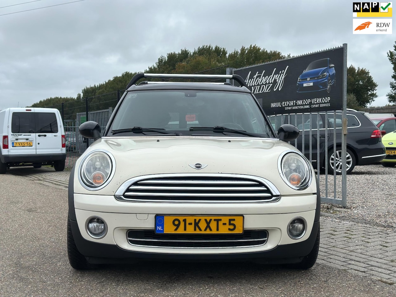MINI Clubman - Mini 1.6 Cooper Chili Airco/Cruise/NAP - AutoWereld.nl