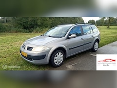 Renault Mégane Grand Tour - 1.6-16V Expression Luxe