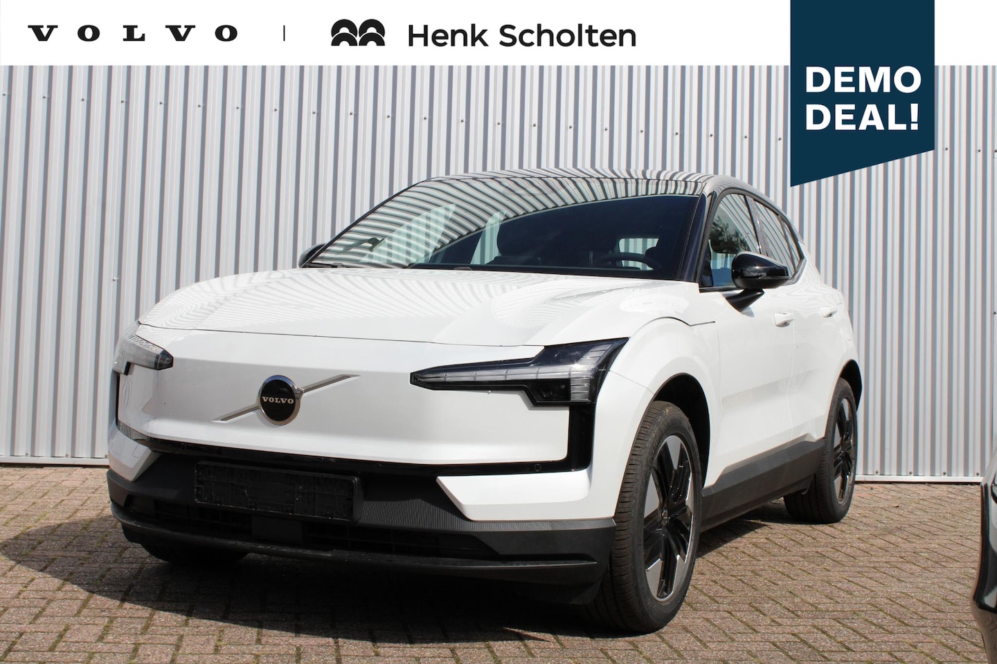 Volvo EX30 - Single Motor Plus 51 kWh Single Motor Plus 51 kWh, Google navigatie | Stoelverwarming | Stuurwiel verwarming | Elek - AutoWereld.nl