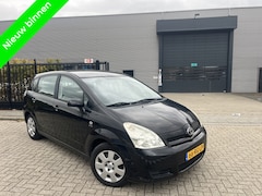 Toyota Corolla Verso - 1.6 VVT-i Terra AIRCO/RADIO 2005
