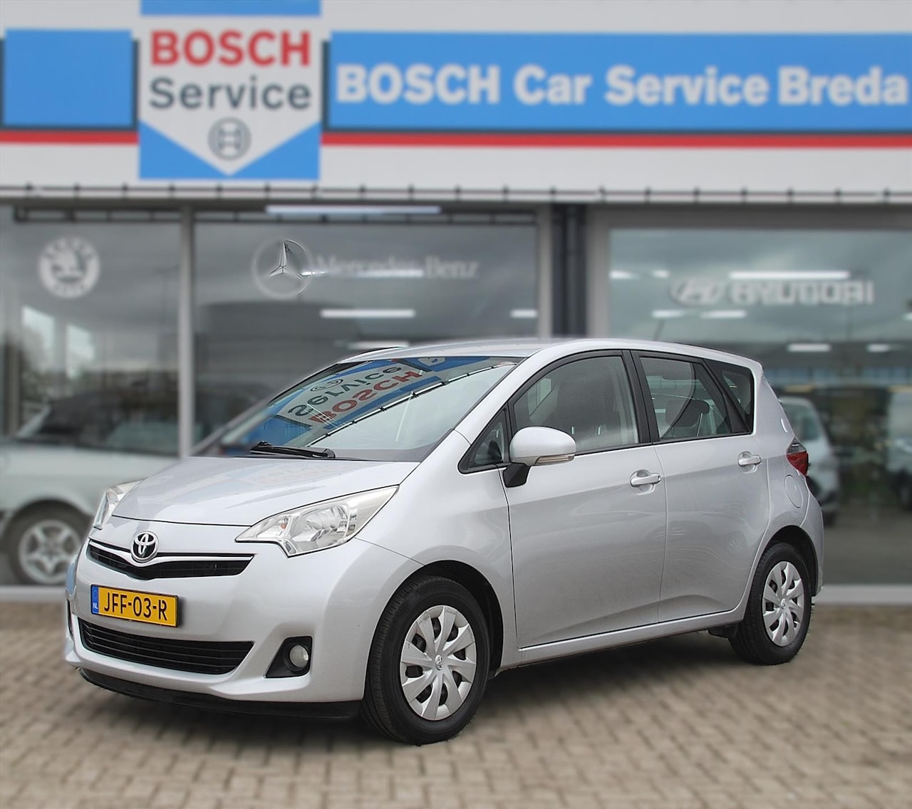 Toyota Verso S - 1.3 VVT-i Aspiration 1.3 VVT-i 99pk Aspiration - AutoWereld.nl