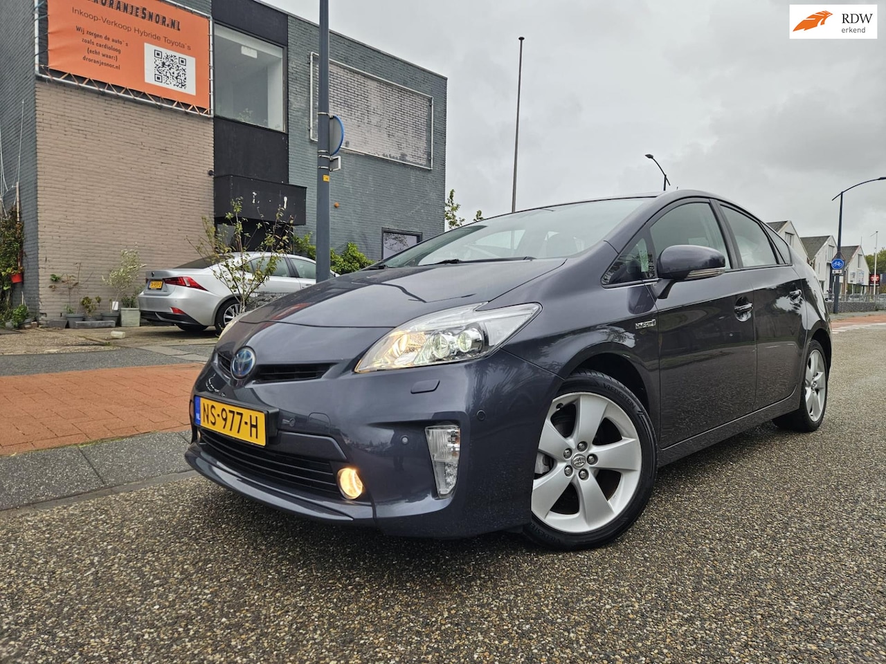 Toyota Prius - 1.8 Executive Business Open Dak Radar Leer GARANTIE - AutoWereld.nl