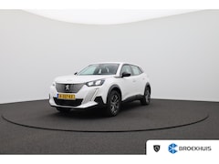 Peugeot e-2008 - EV Active Pack 50 kWh LED | 16" Lichtmetaal | Parkeersensoren Achter | Carplay | Cruise |