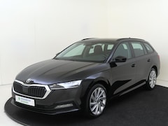 Skoda Octavia Combi - 1.4 TSI iV PHEV Business Edition | Parkeersensoren achter | Cruise control | CarPlay | Ele