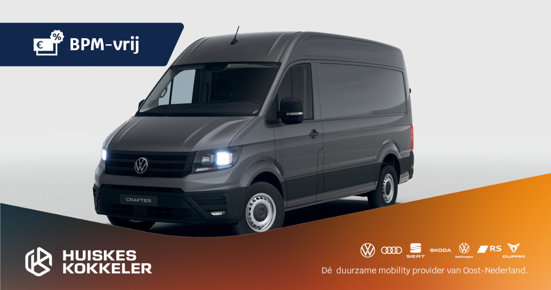 Volkswagen Crafter - 35 2.0 TDI 177pk L3H3 Highline | Geveerde stoel | Achteruitrijcamera | Navigatie via Apple - AutoWereld.nl