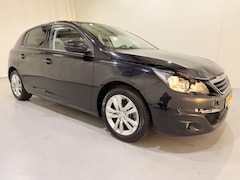 Peugeot 308 - HB 1.2 Blue Lease Exe. Pano