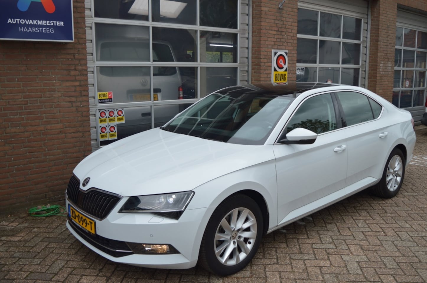 Skoda Superb - 1.5 TSI ACT Amb. Bns - AutoWereld.nl
