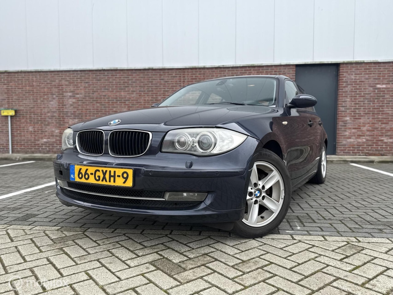 BMW 1-serie - 118i High Executive|5-deurs|Airco|Stoelvw EXPORT - AutoWereld.nl