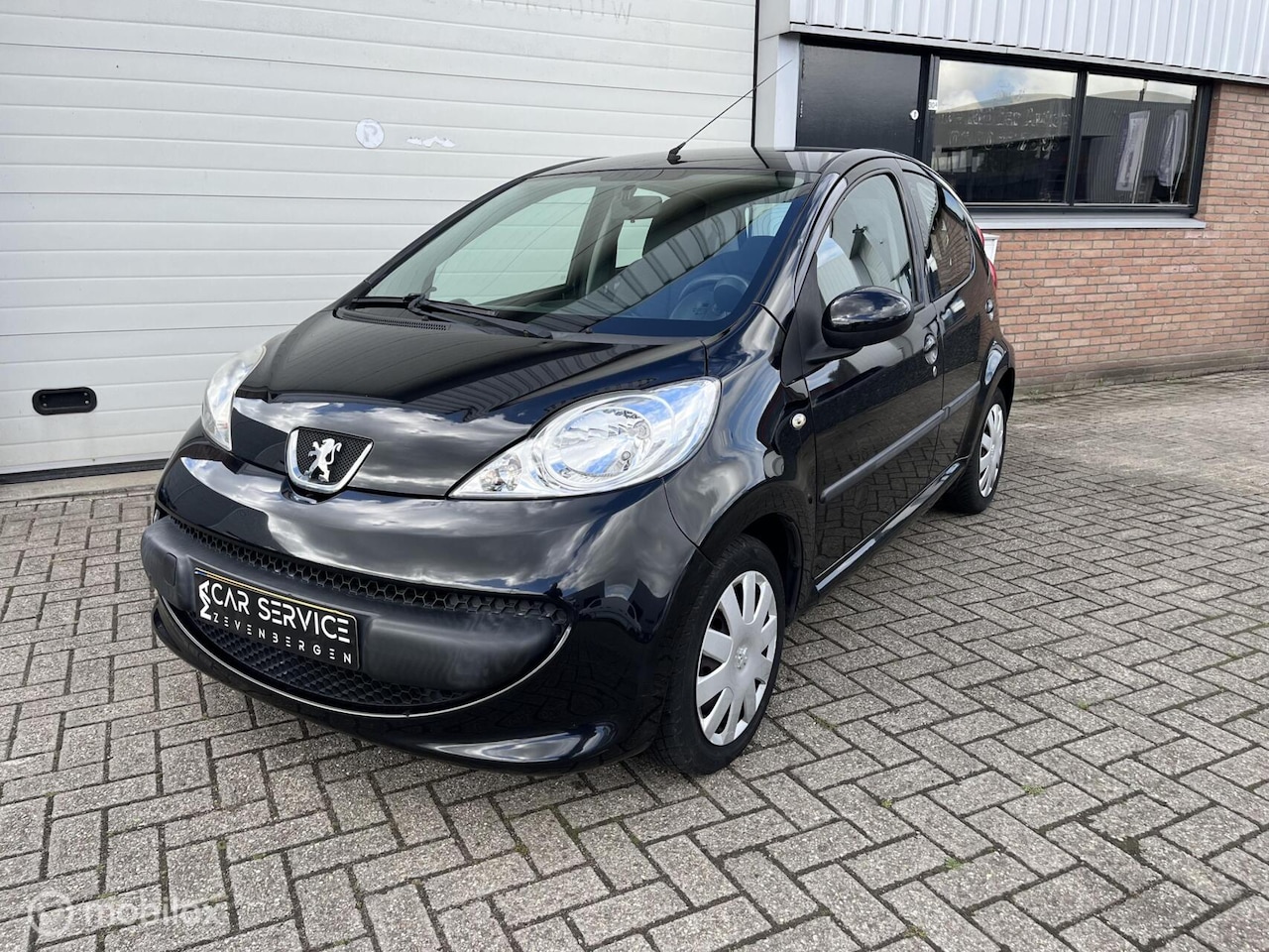 Peugeot 107 - 1.0-12V XR 1.0-12V XR - AutoWereld.nl