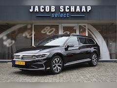 Volkswagen Passat Variant - 1.4 TSI PHEV GTE Business Automaat / Pano schuifdak / Trekhaak / Keyless / Navi / PDC + Ca