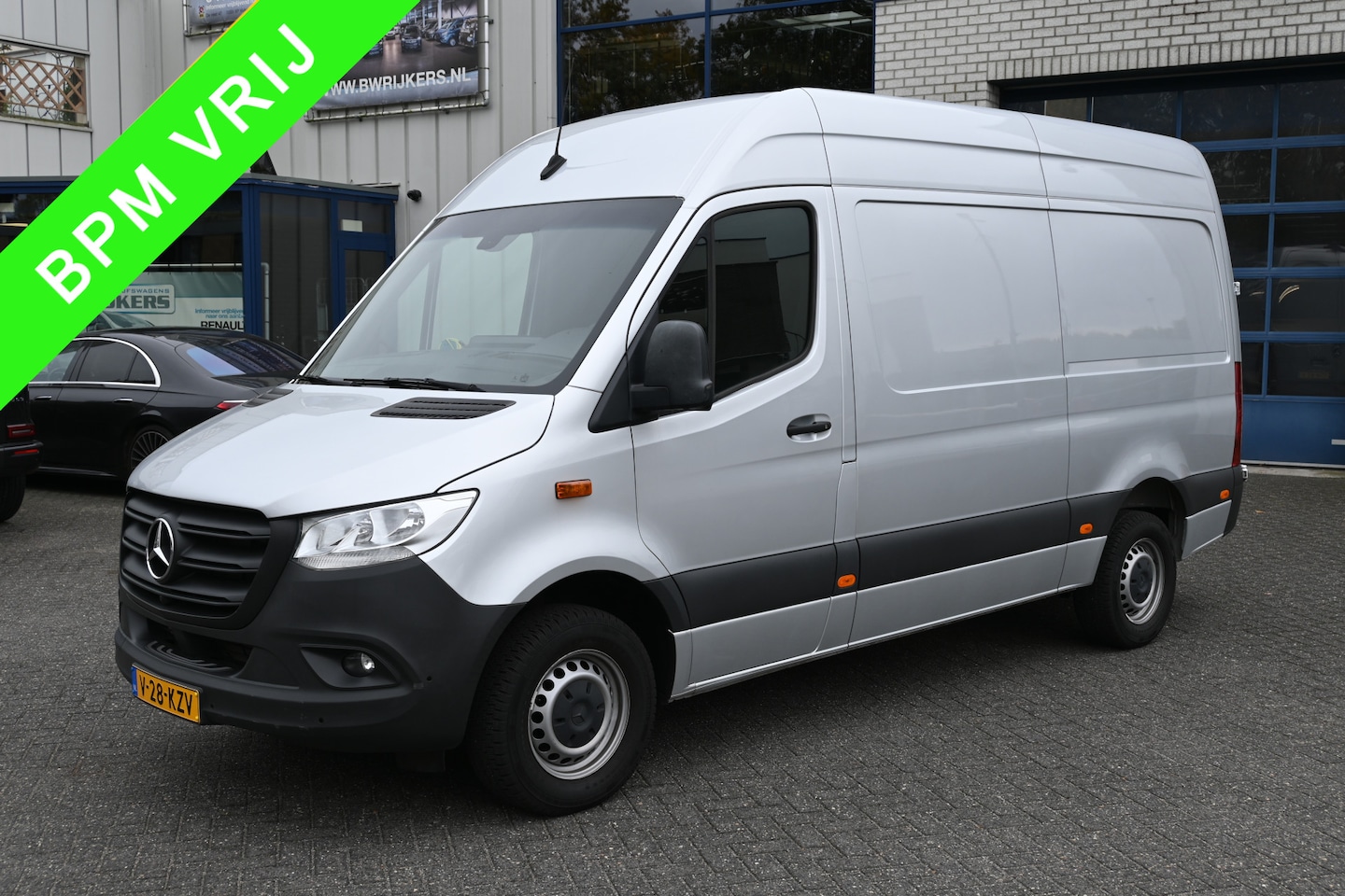 Mercedes-Benz Sprinter - 317 CDI L2H2 360 Graden camera, Geveerde stoel - AutoWereld.nl