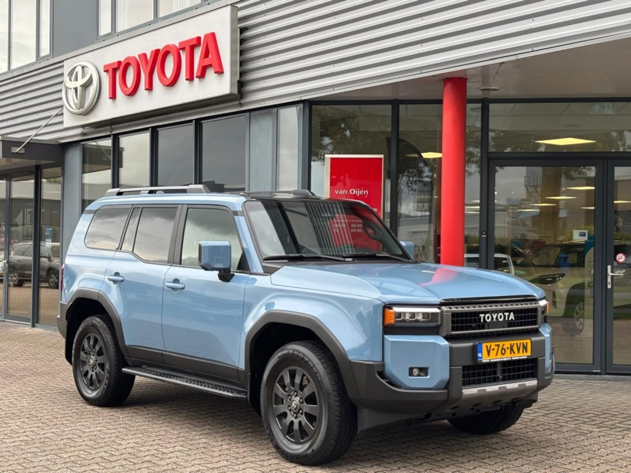 Toyota Land Cruiser - 2.8 D-4D Professional | Full Options | Trekhaak | Direct leverba - AutoWereld.nl