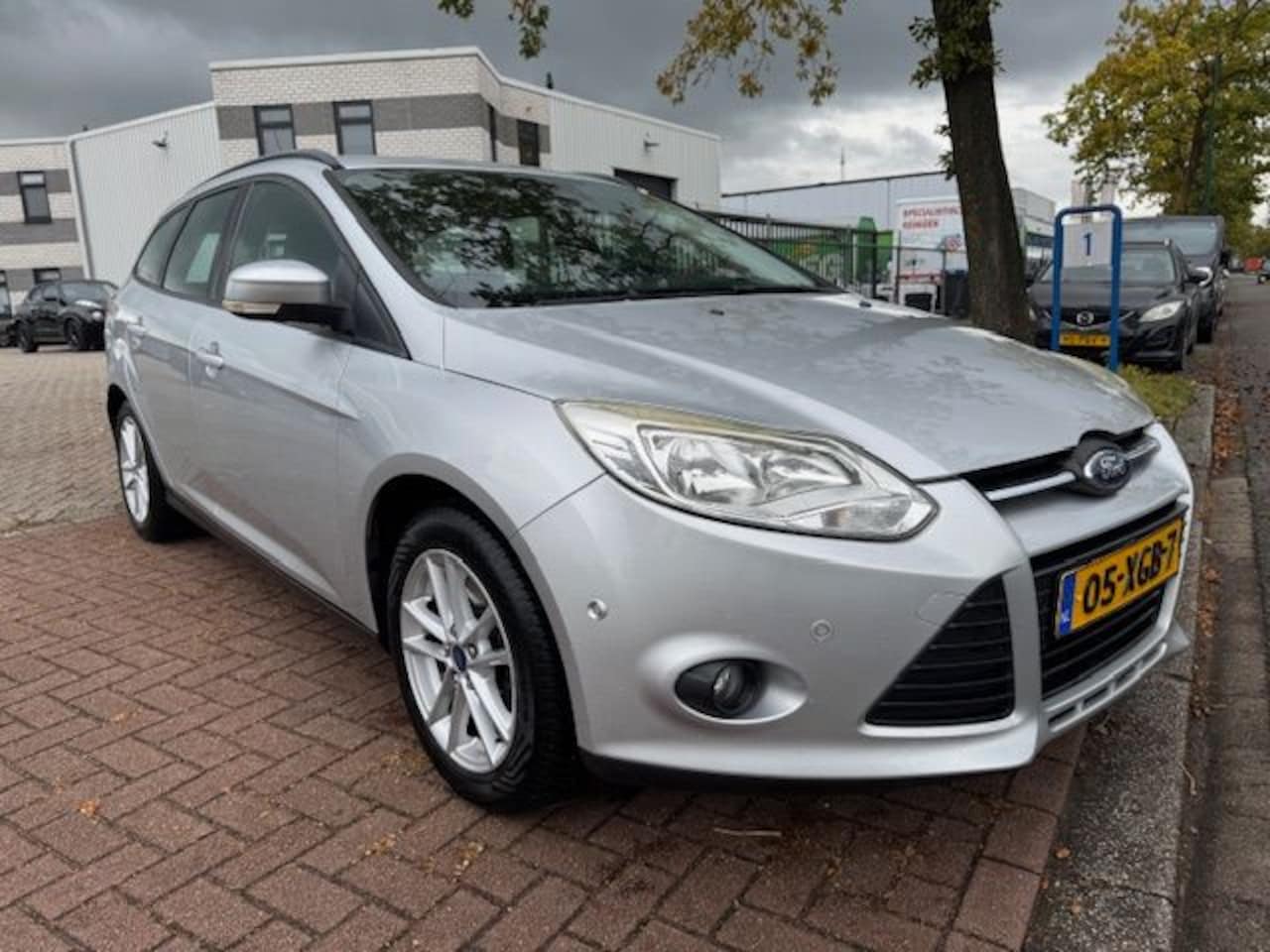 Ford Focus Wagon - 1.6 TI-VCT 126pk First Trend Edition Airco,Cruisecontrol Zeer Nette Auto - AutoWereld.nl
