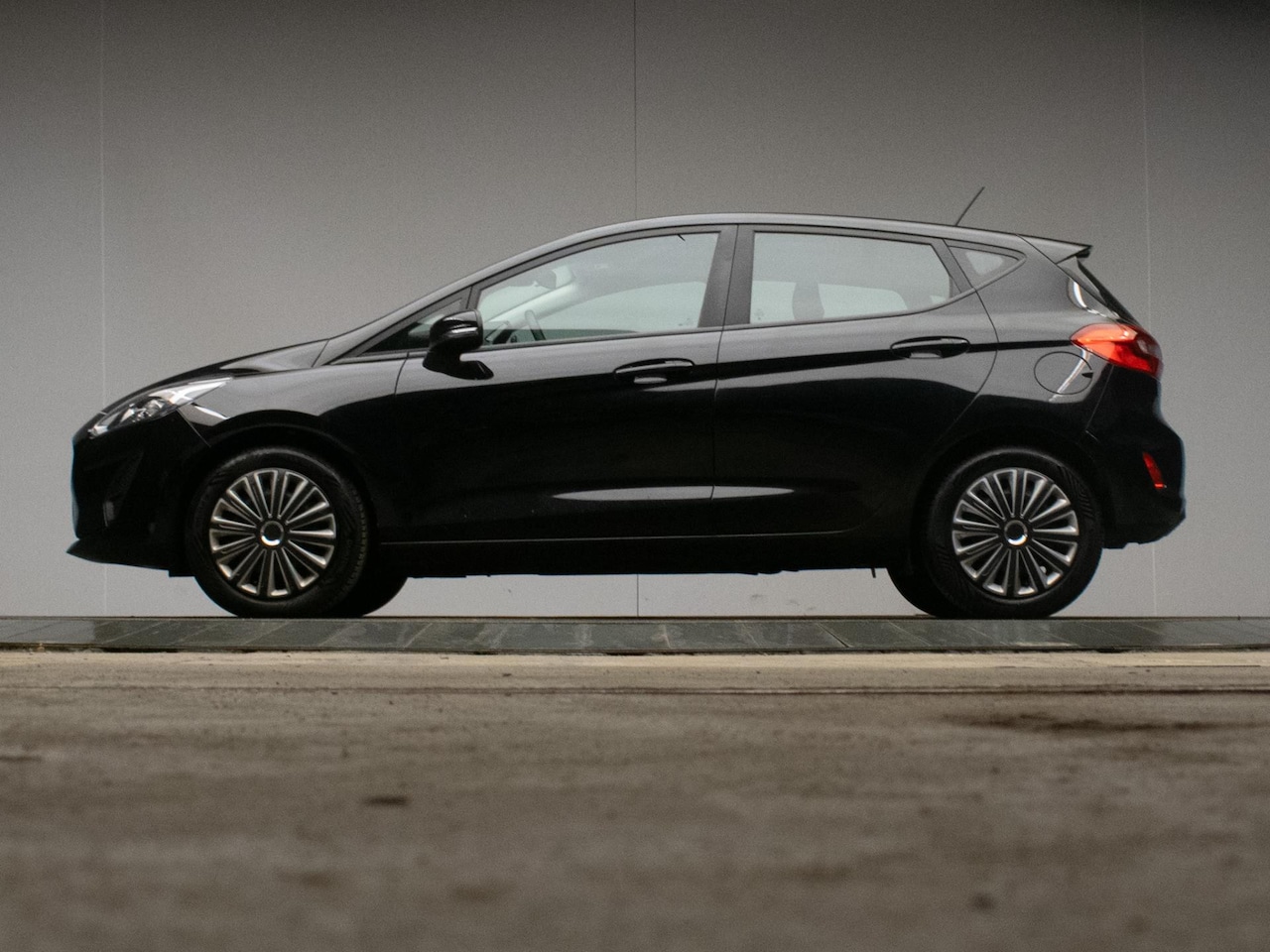 Ford Fiesta - 1.1 Sport (APPLE CARPLY,NAVI,CRUISE,CLIMATE,DAB,LED,ELEKTRISCH PAKKET,SPORTSTOELEN,NETTE S - AutoWereld.nl