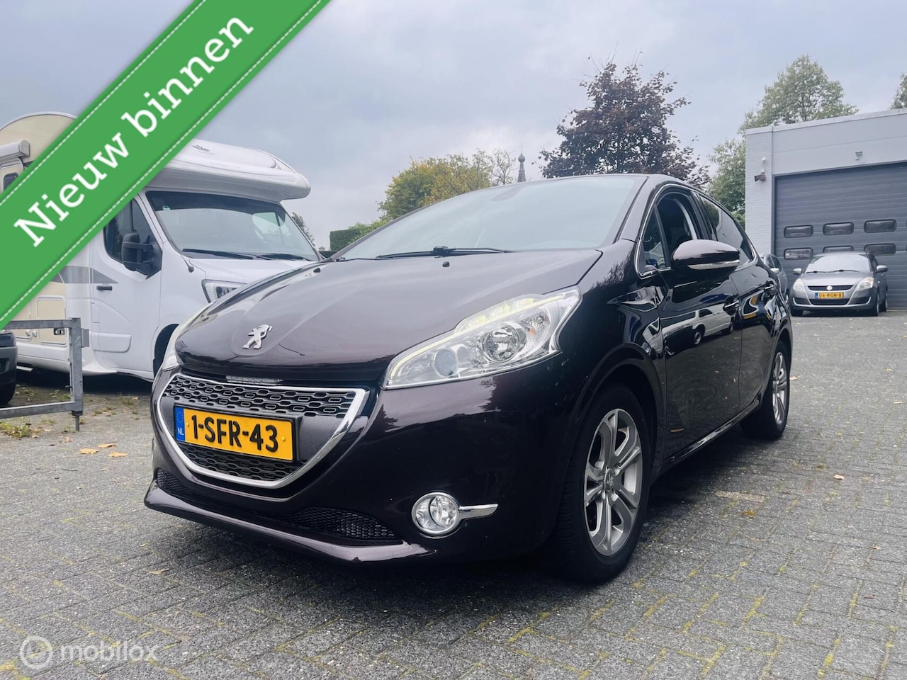 Peugeot 208 - 1.2 VTi Allure Navi / Led / Clima / PDC / Cruise - AutoWereld.nl