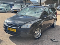 Ford Focus Wagon - 2.0-16V Titanium AUTOMAAT SCHUIFDAK LEER AIRCO CRUISE CTRL