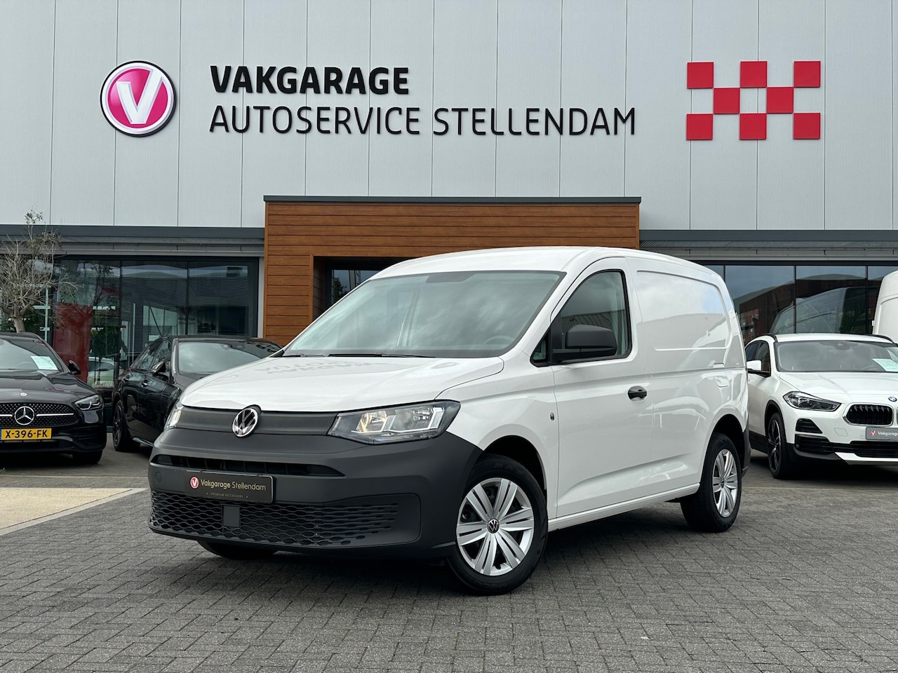 Volkswagen Caddy Cargo - 1.5 TSI|Benzine|115pk|Airco|Cruise Control|Parkeersensoren - AutoWereld.nl