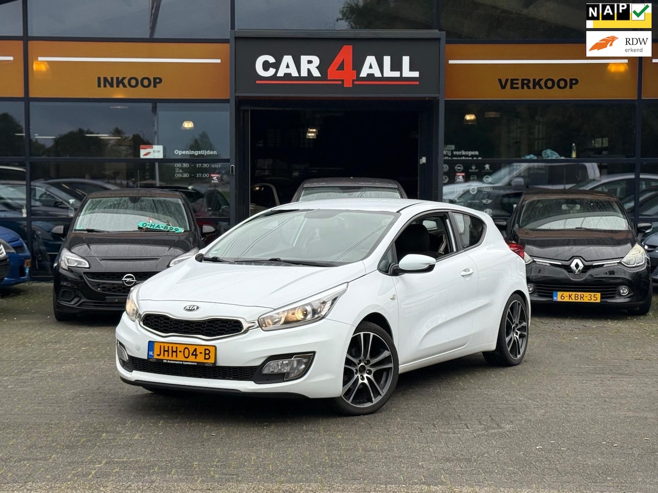 Kia Cee'd - 1.6 GDI EconomyLine PDC/STLVRM/TREKHAAK/CLIMA/LMVELGEN 2 SETS/2X SLEUTELS - AutoWereld.nl