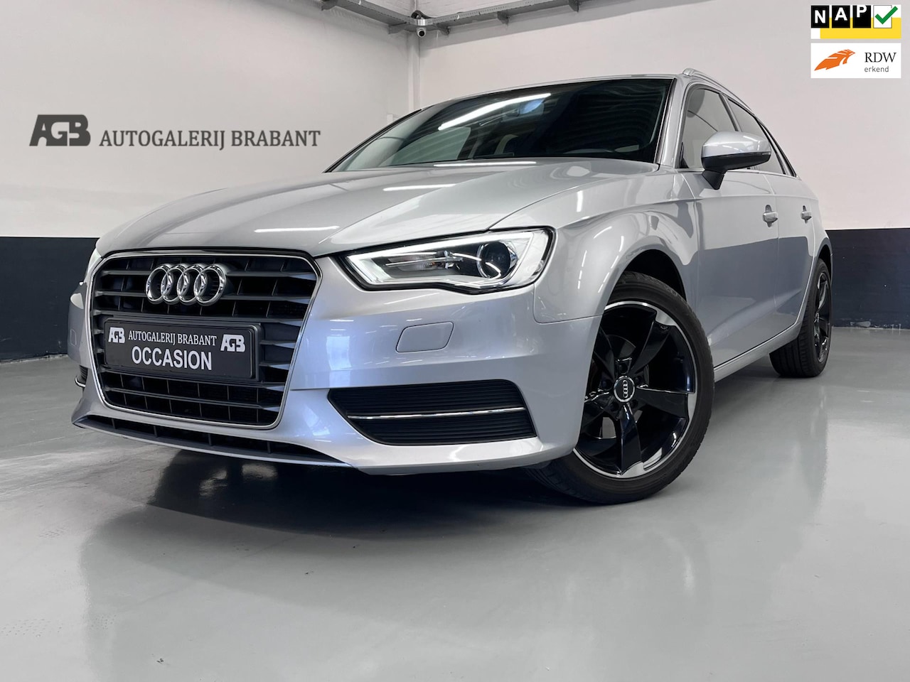 Audi A3 Sportback - 1.2 TFSI Attraction Pro Line plus 1.2 TFSI Attraction Pro Line plus/Led/Cruise - AutoWereld.nl