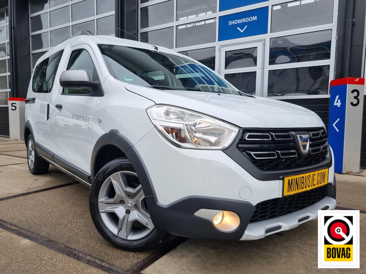 Dacia Dokker - 1.6 SCe Stepway / NAVI / CRUISE / CAMERA / PDC - AutoWereld.nl