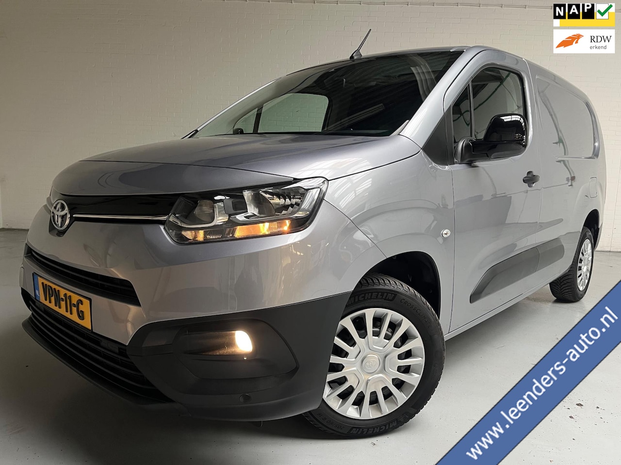 Toyota ProAce City - L2H1 1.5 D-4D 130PK euro6 Live Long, Airco, Trekhaak 1200KG, Navigatie, Grijs Metallic, RI - AutoWereld.nl